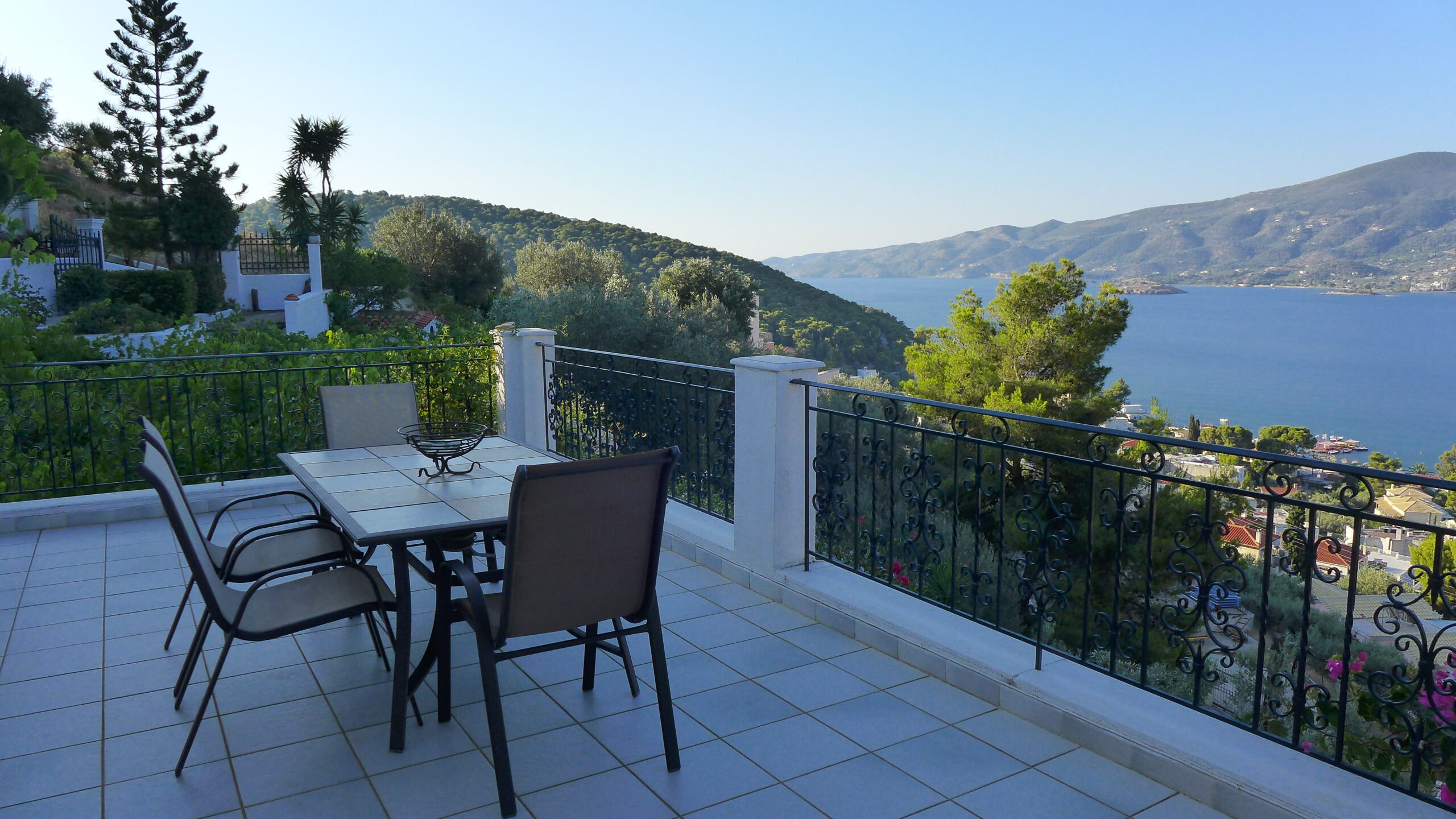 Poros  - House 4 Bedrooms - picture 3